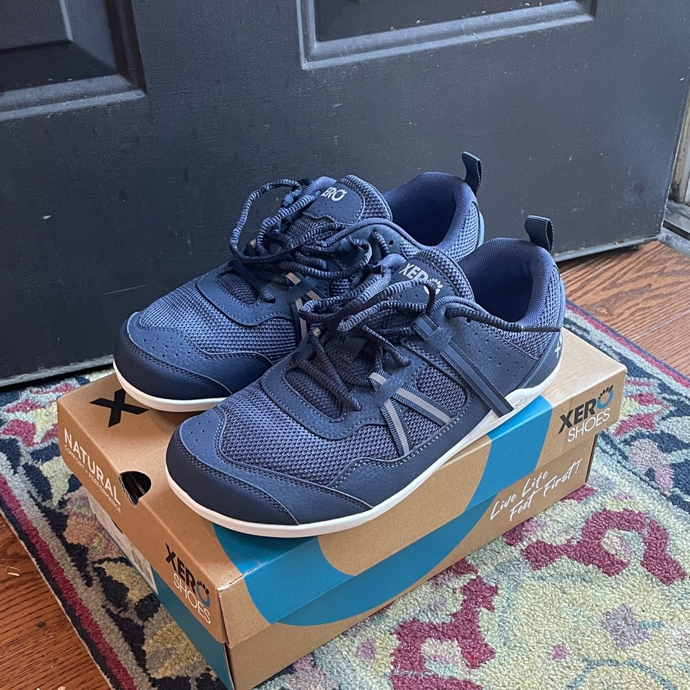 NWT IN BOX Xero Shoes Women’s Navy Blue Lightweight Mesh Sneakers